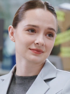 Shanna-Sinow-vertical-drama